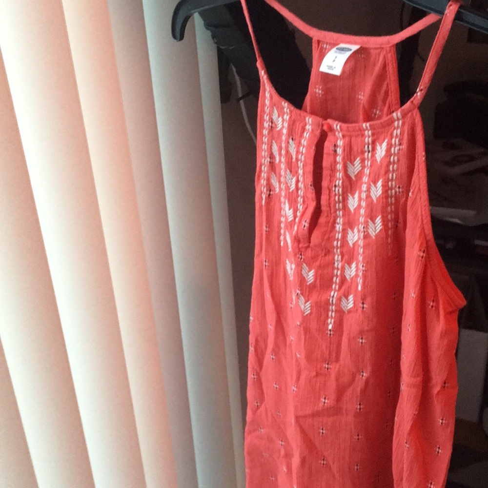 Old Navy tank - Picture 2 of 5